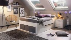 Bed Butiken Met Manden