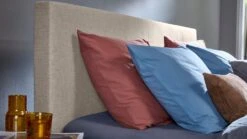 Boxspring Emerald Vlak Met B Bright Matras 3100/3150 -Beddengoed Korting Winkel Boxspring Emerald vlak met gestoffeerd matras khaki