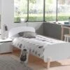 Complete Slaapkamer Kiddy Met Nachtkast, Kast En Bureau Met Opzet -Beddengoed Korting Winkel Complete slaapkamer Kiddy met nachtkast kast en bureau met opzet wit