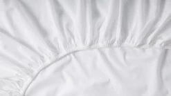 Hoeslaken Essenza Topmatras Premium Percale 9 Hoeslaken Essenza Topmatras Premium Percale -Beddengoed Korting Winkel Hoeslaken topmatras Premium percale wit 2