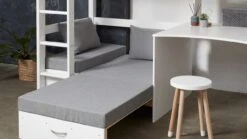 Hoogslaper Jip Met Bedbank En Bureau 8 Hoogslaper Jip Met Bedbank En Bureau -Beddengoed Korting Winkel Hoogslaper Jip met bedbank en bureau